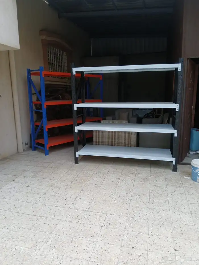 رفوف للبيع 0