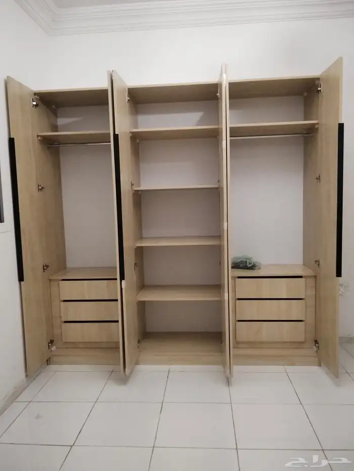 غرفة نوم كاملة  أثاث منزلي  سرير ودولاب وبطانيات 8