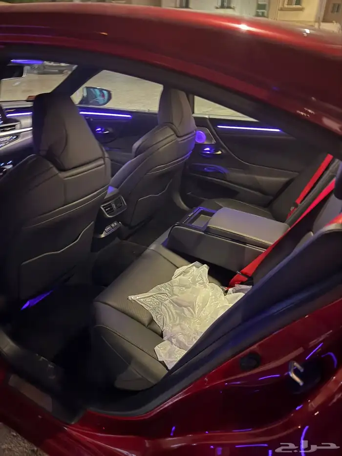 لكزس ES 2020 F SPORT فل كامل ممشى قليل 1