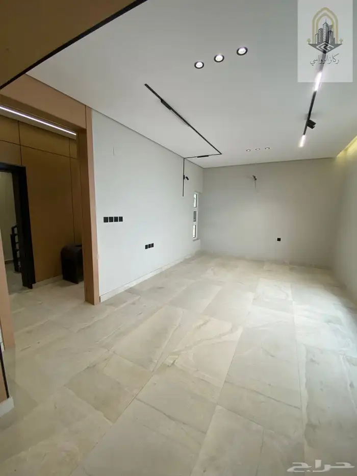 فيلا روف علوي حي البوادي للبيع 0