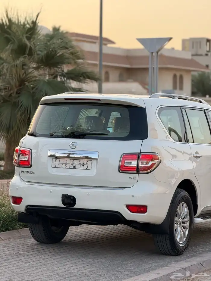 نيسان باترول 2015 بدي وكاله الحد 75 الف 10