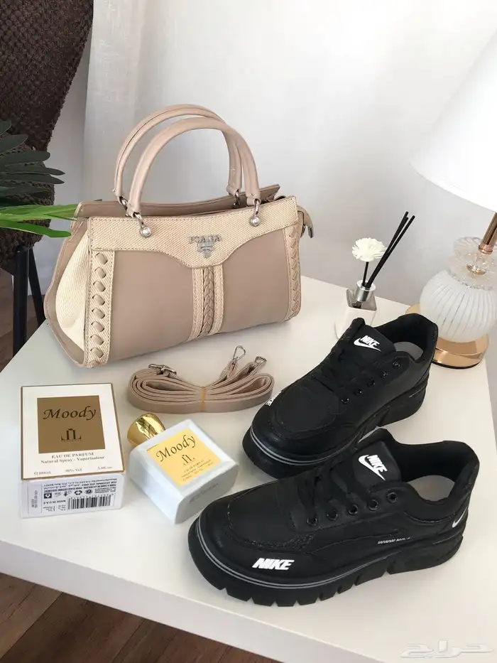 اطقم شنط وشوزات نسائية ماركات منوعه230 فقط 41