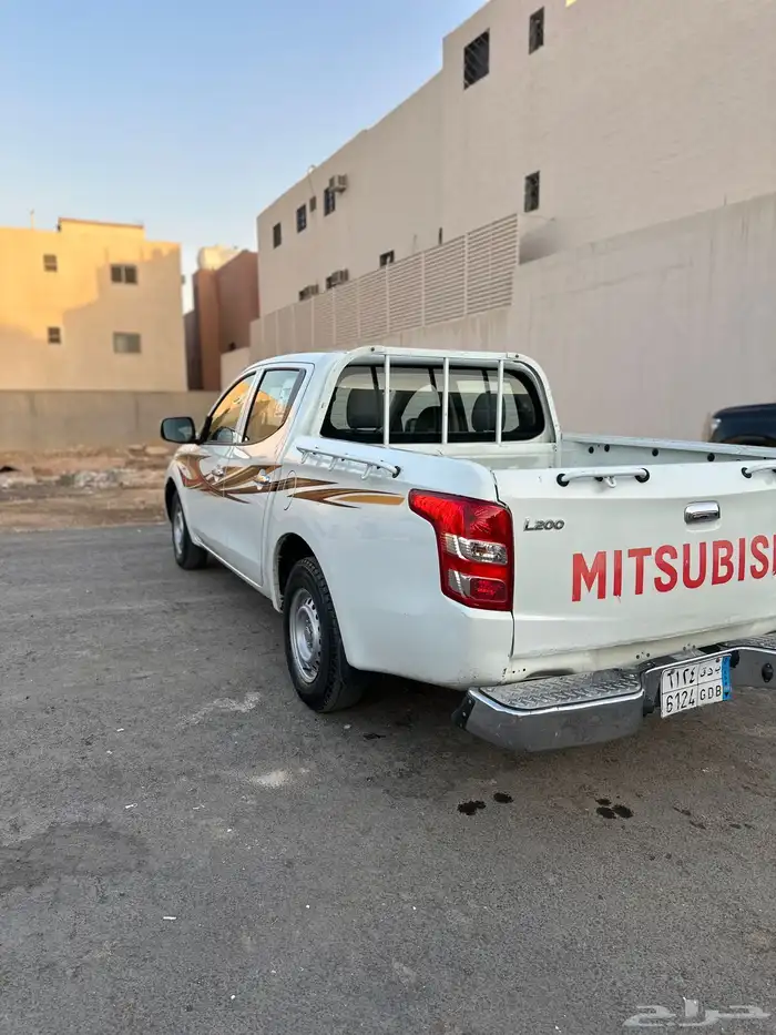 متسوبيشي L200 2018 بنزين 6