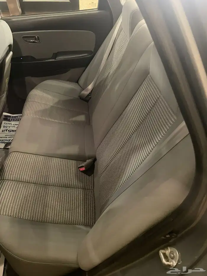 للبيع هيونداي النترا 2011 6