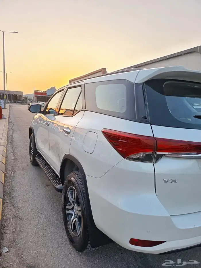 فورتشنر 2022 6 سرندل نظيف 6