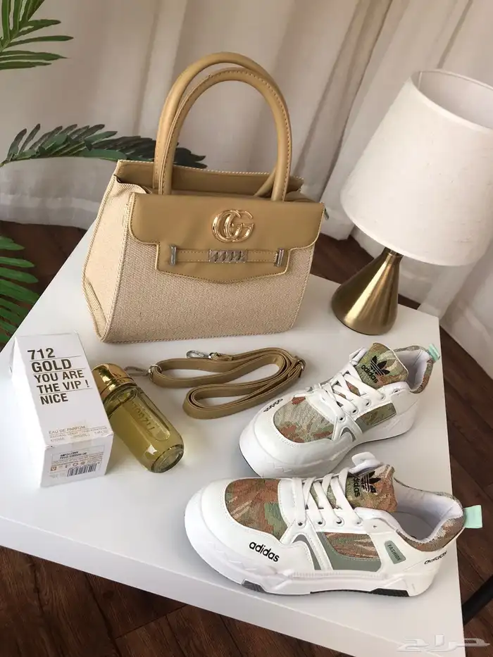 اطقم شنط وشوزات نسائية ماركات منوعه230 فقط 16