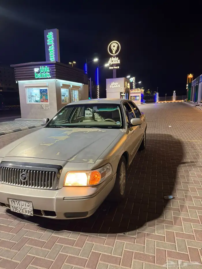فورد جراند ماركيز 2009 10