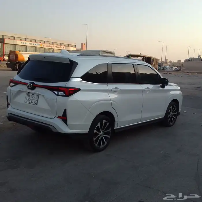 تايوتا فيلوز2024 5