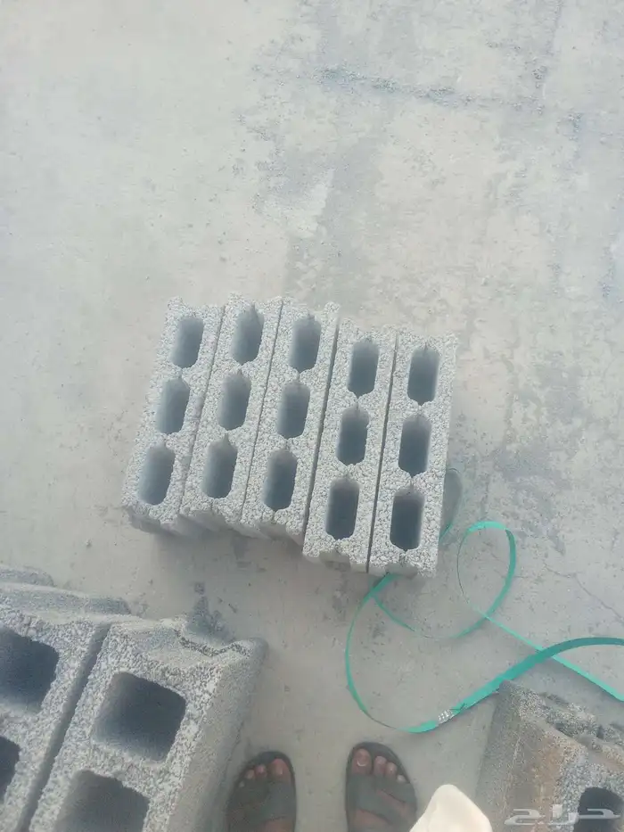 دينا قلاب بطحاء اكياس واسمنت وطواب صغير وبلك وعتب ونقل مخالف 3