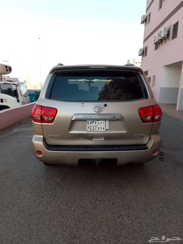 تويوتا سكويا 2009 3