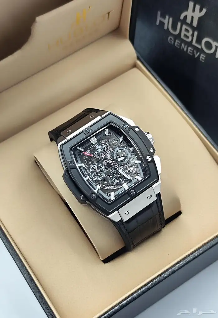 ساعات كوبي ماستر مع البكج والكيس سعر الحبة الوحدة 500 شامل 42