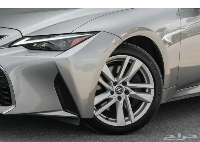 2023 Lexus IS 300 1