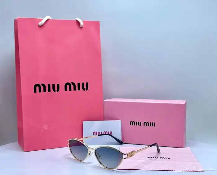 نظارات شمسية رجالي ونسائي ماركة 40