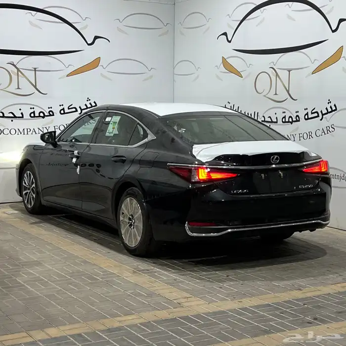 لكزس ES 250 موديل 2025 4