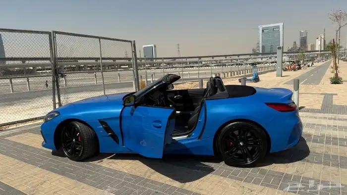 بي ام Z4 موديل 2022 بدي وكالة أول مالك صيانة الوكالة 7