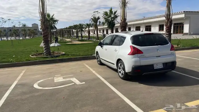 بيجو 3008 موديل 2012 فل كامل 0