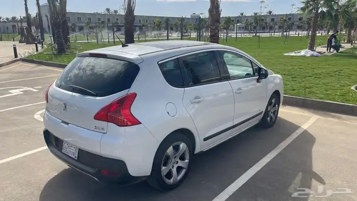 بيجو 3008 موديل 2012 فل كامل 1