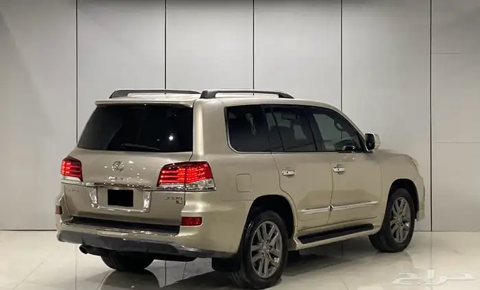 جيب لكزس فل كامل LX570 2012 3