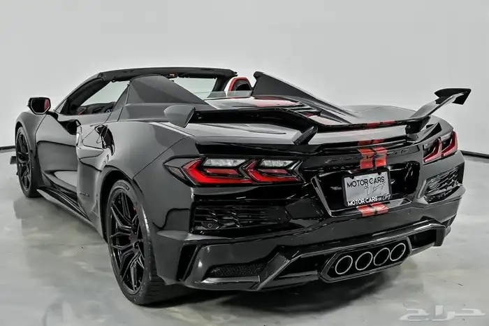 كورفيت Z06 Convertible 2025 4