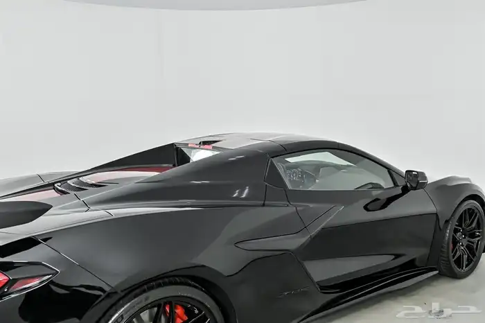 كورفيت Z06 Convertible 2025 7