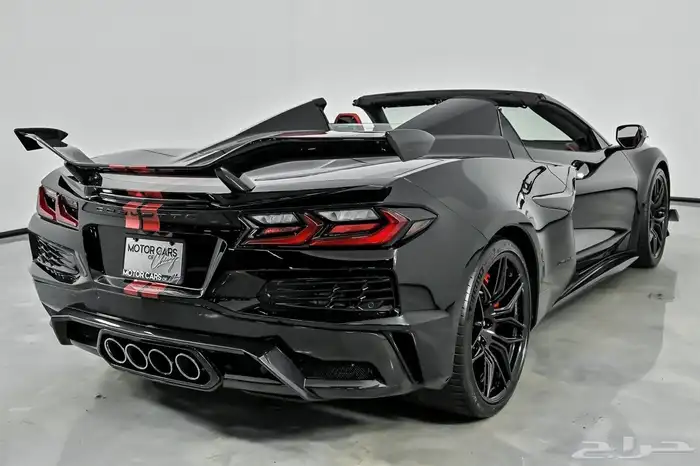 كورفيت Z06 Convertible 2025 5
