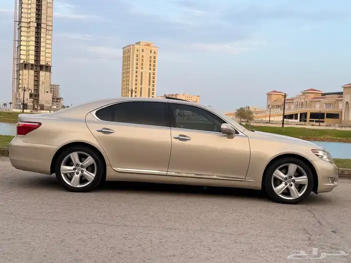 للبيع سياره لكزس ال اس460 موديله 2010 سعودي 10