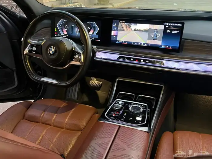 بي ام دبليو 735i 2023 (بحالة الوكالة) 29