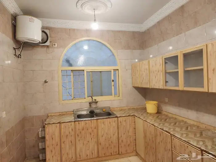 شقة 4 غرف للايجار بالطائف 7