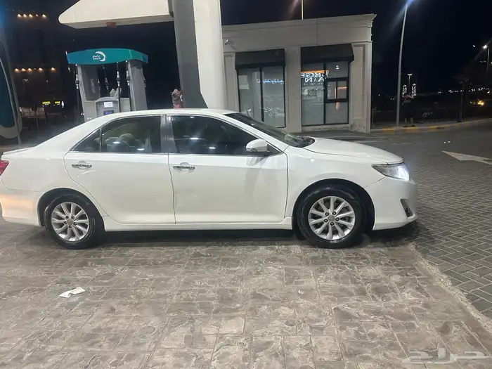 سايق خاص للمشاوير وتوصيل طلاب 0