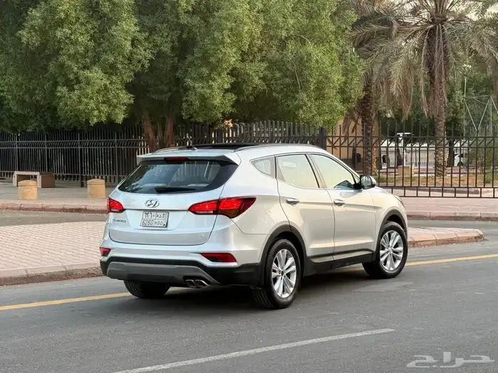 هيونداي سنتافي 2018 (( بحالة ممتازة )) 9