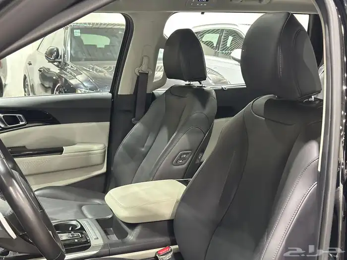 كيا كارنيفال فل موديل 2022 8