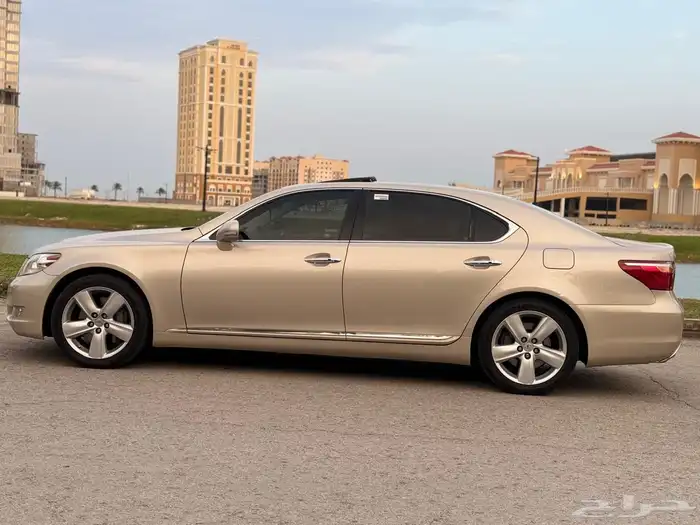 للبيع سياره لكزس ال اس460 موديله 2010 سعودي 11