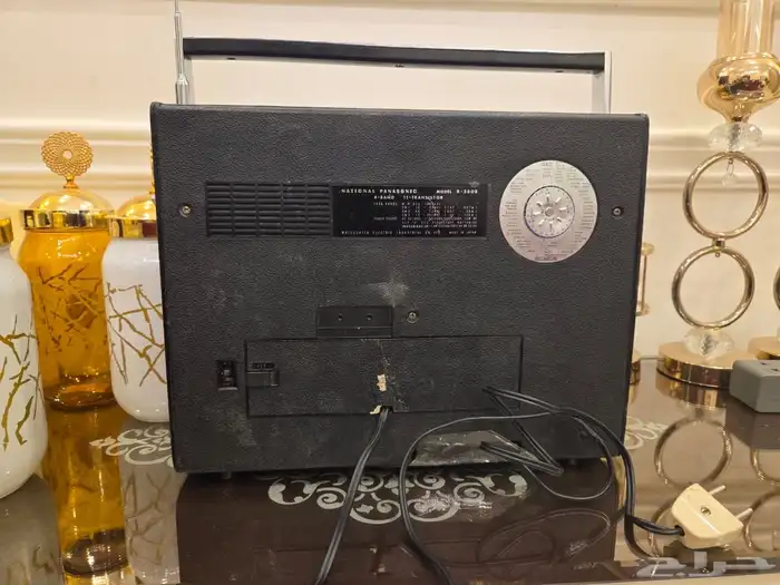 راديو ناشيونال من نوع R-560B 3