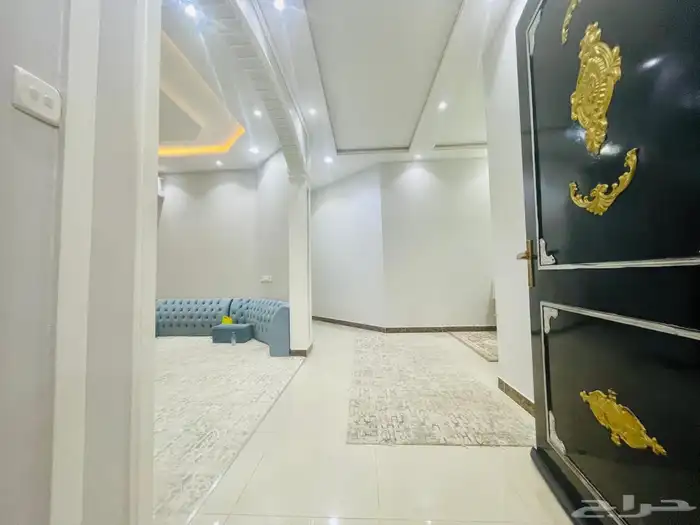 فيلا ثلاث ادوار درج داخلي وشقتين في طويق حي الغروب الرياض 5