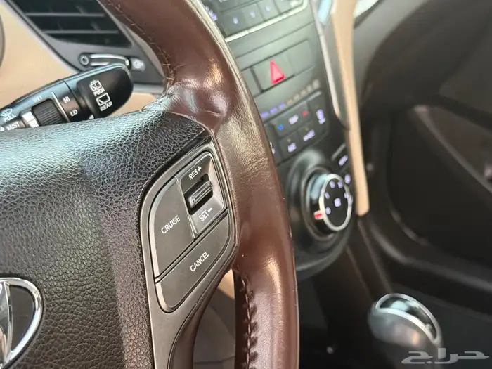 هيونداي سنتافي 2018 (( بحالة ممتازة )) 25