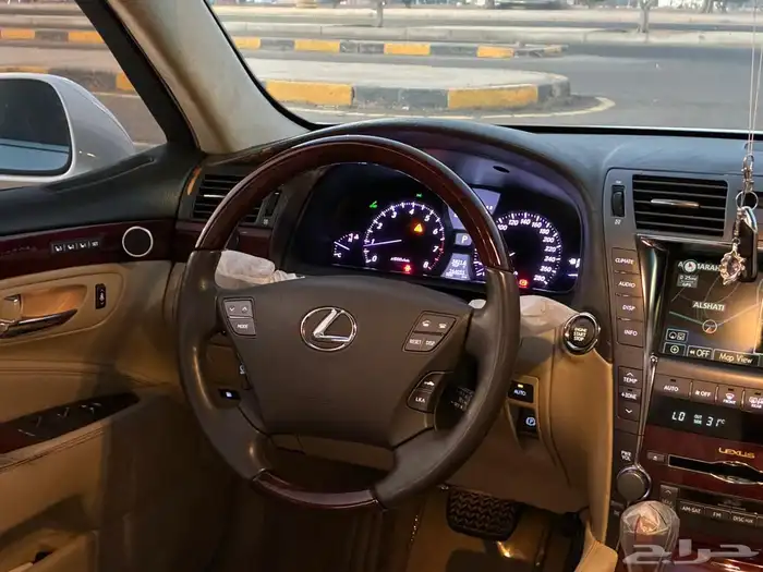 LS 460 L 2007 16