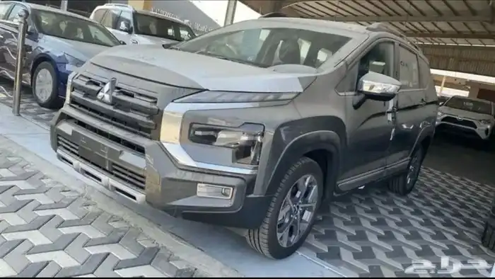 متسوبيشي اكسباندر كروس 2025 جميع الالوان بالنقد والتقسيط 1