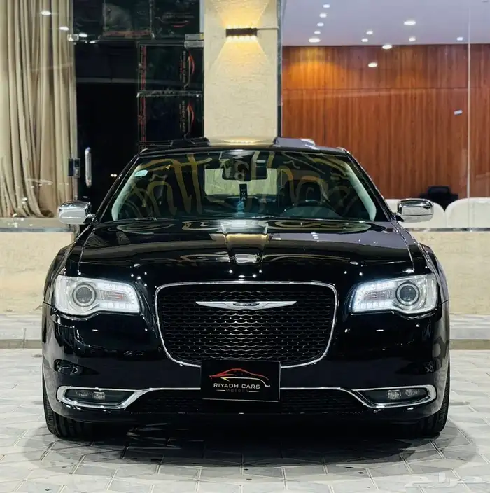 كرايزلر 2019 V6 Sفل (بحالة ممتازة) 2