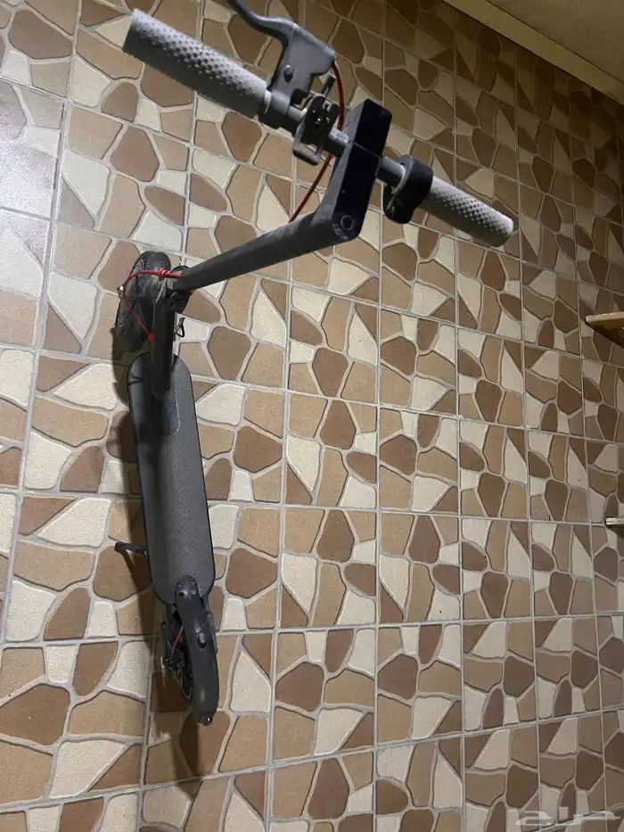 سكراب أو حديد و نور و شاشة اسكوتر 2
