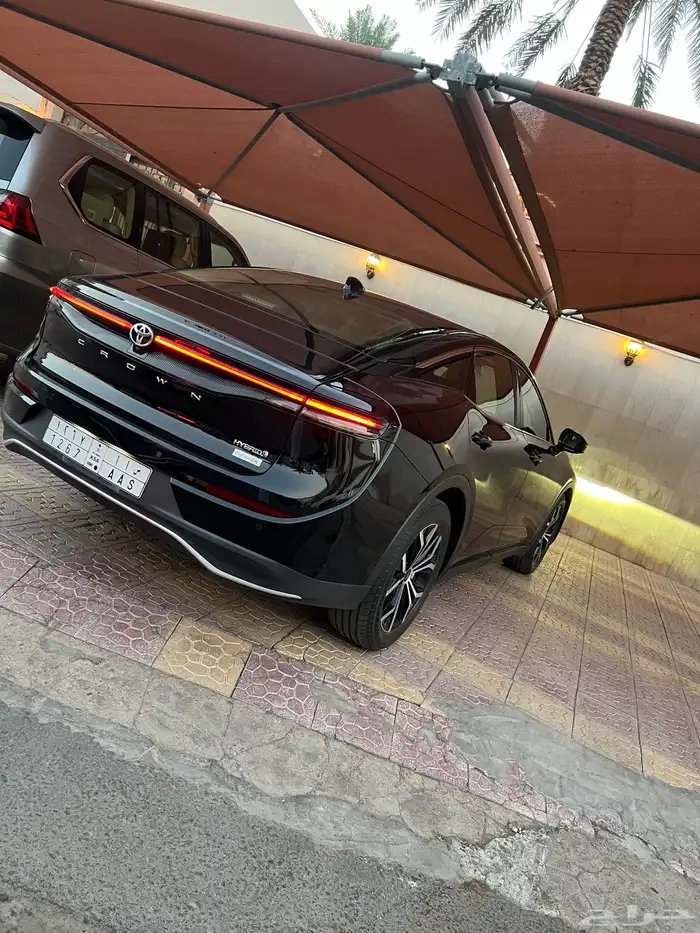 تويوتا كراون 2023 3