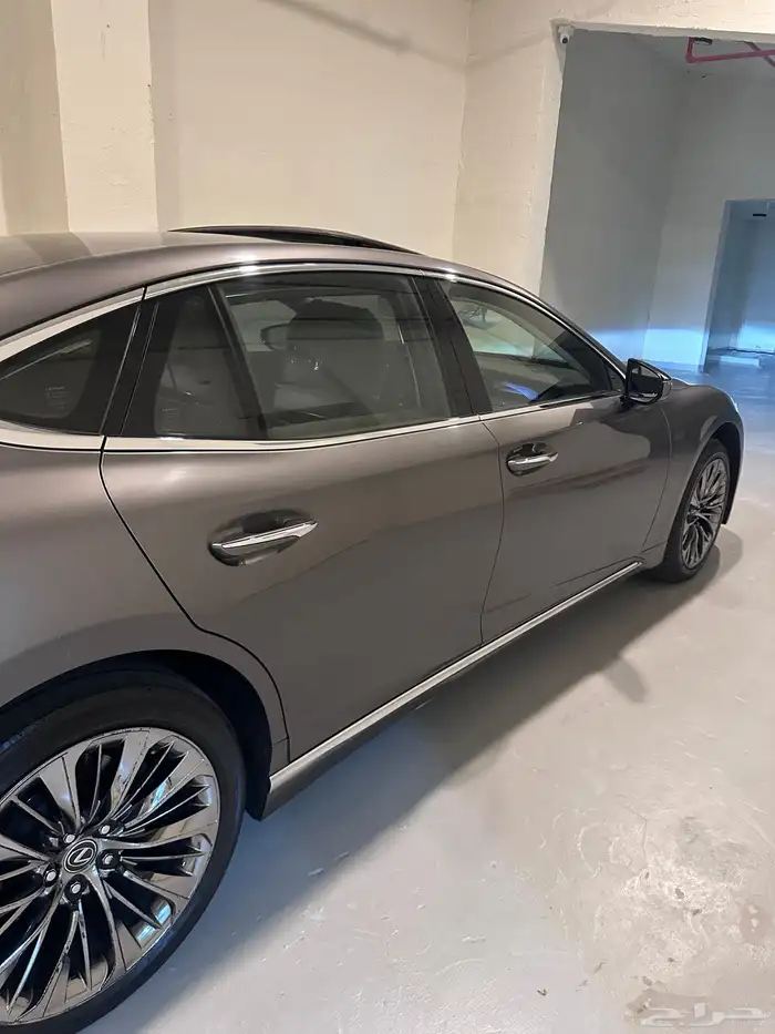 لكزس LS350 3