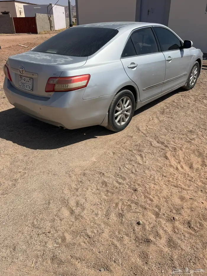 كامري 2009 للبيع او البدل في ددسن غماره من 2006 وطالع 2