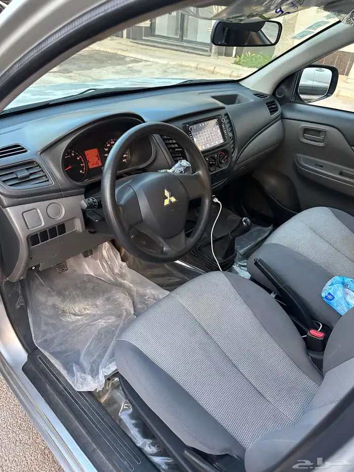 مستبيشي L200 بنزين 11