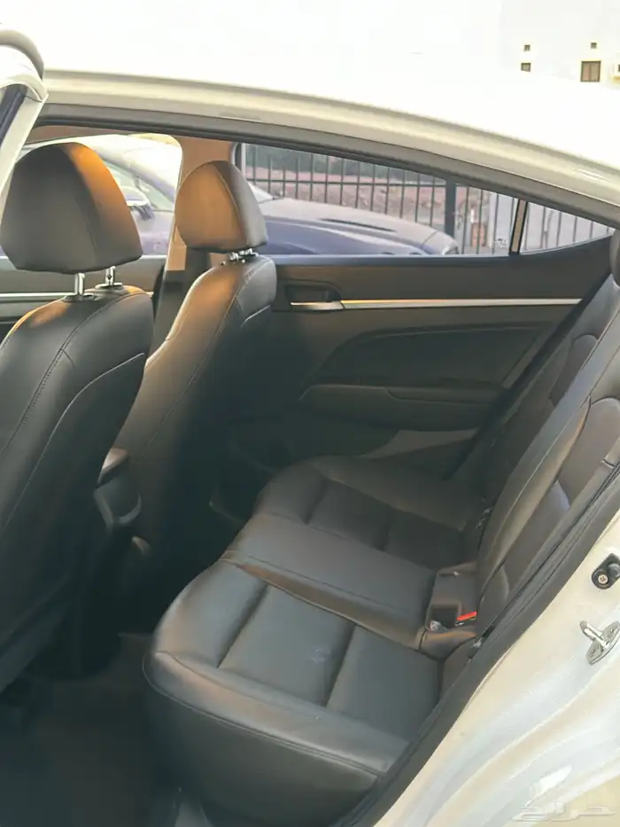 اللنترا وارد كوريا بنزين 2020 40