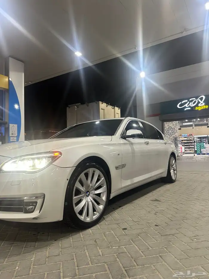 bmw 2015 series 7 بي ام دبلو الفئة السابعة 6