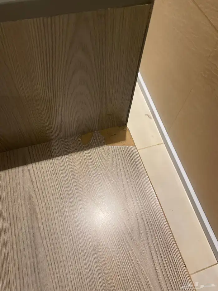 تسريحة او كمدينه طاولة 4