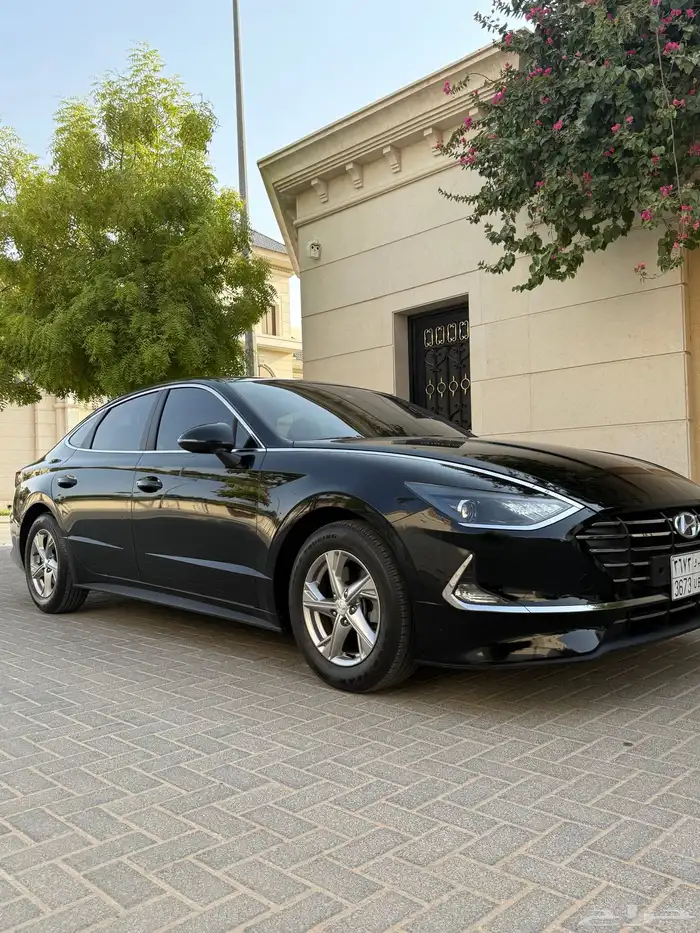 سوناتا 2020 اسود 3