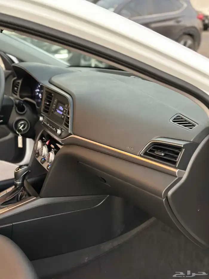 اللنترا وارد كوريا بنزين 2020 46