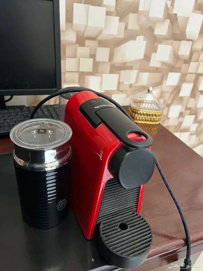 مكينه قهوة NESPRESSO 1