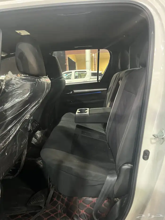 تويوتا هايلكس 6 سلندر ادفنشر عداد قليل 31